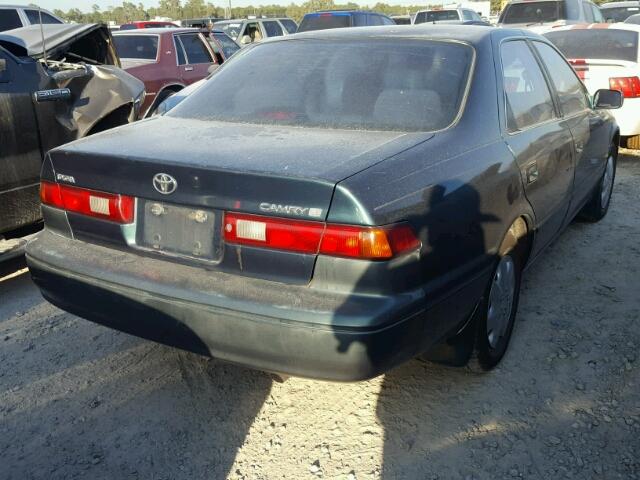 JT2BG22K0W0126892 - 1998 TOYOTA CAMRY CE GREEN photo 4