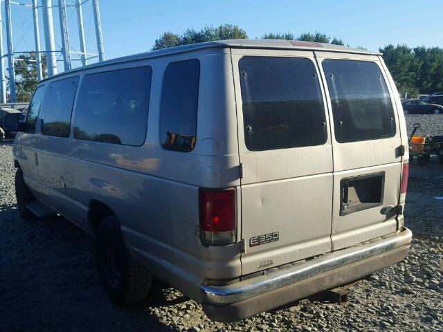 1FBSS31L13HA17235 - 2003 FORD ECONOLINE SILVER photo 3