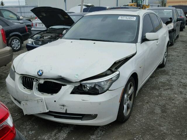 WBANV93578CW56013 - 2008 BMW 535 XI WHITE photo 2