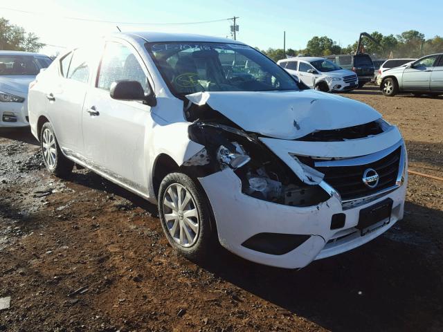 3N1CN7AP7FL899067 - 2015 NISSAN VERSA S WHITE photo 1