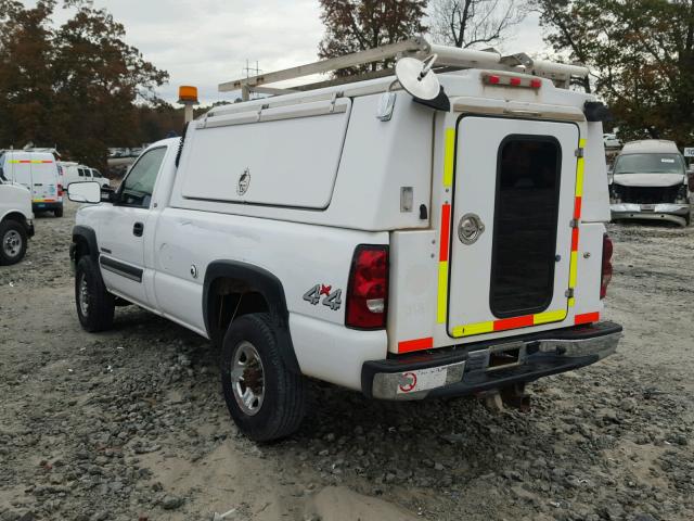 1GCHK24U04E234489 - 2004 CHEVROLET SILVERADO WHITE photo 3