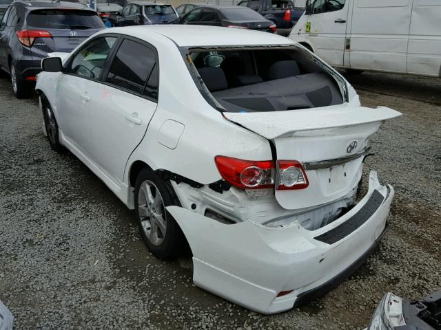 5YFBU4EE4DP112966 - 2013 TOYOTA COROLLA BA WHITE photo 3