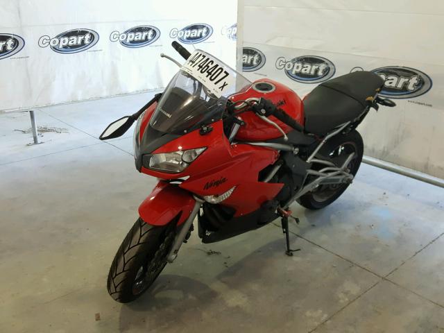 JKAEXEC179DA31218 - 2009 KAWASAKI EX650 RED photo 2