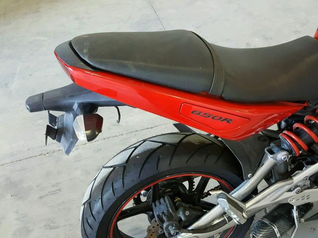 JKAEXEC179DA31218 - 2009 KAWASAKI EX650 RED photo 6