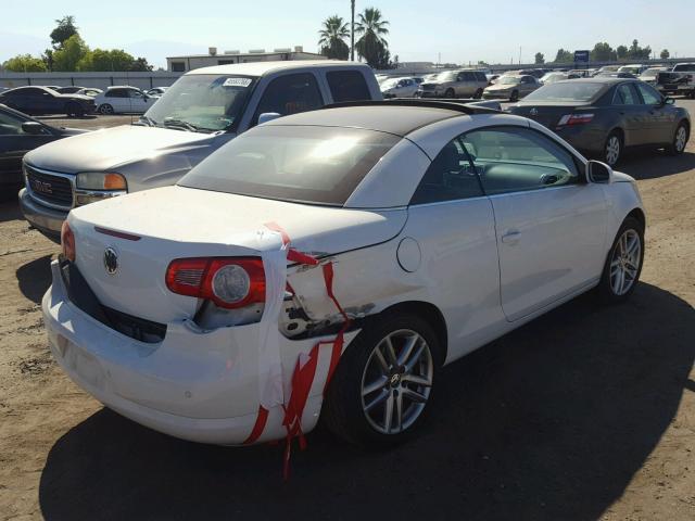 WVWFA71F28V015536 - 2008 VOLKSWAGEN EOS LUX 白色 照片 4