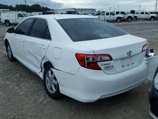 4T4BF1FK2CR253227 - 2012 TOYOTA CAMRY BASE WHITE photo 3