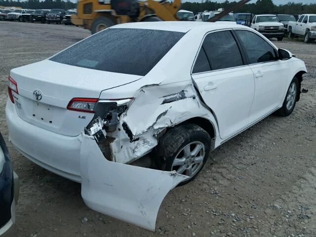 4T4BF1FK2CR253227 - 2012 TOYOTA CAMRY BASE WHITE photo 4