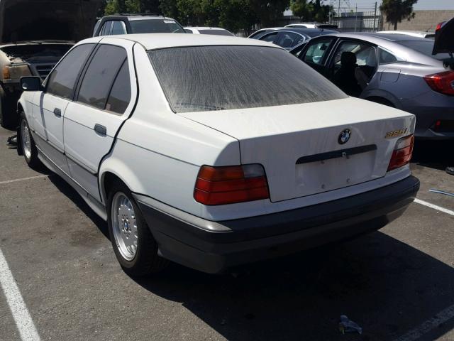 WBACB4310NFF91583 - 1992 BMW 325 I AUTO WHITE photo 3