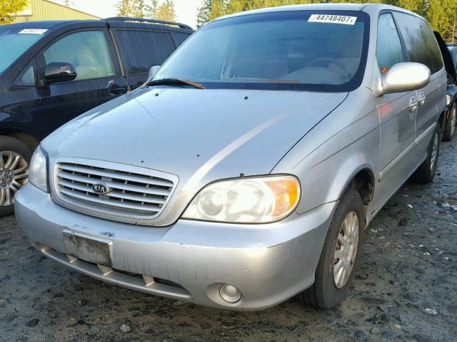 KNDUP131536408504 - 2003 KIA SEDONA EX SILVER photo 2