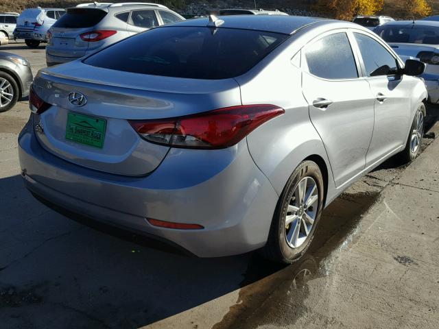 5NPDH4AE0FH551844 - 2015 HYUNDAI ELANTRA SE SILVER photo 4