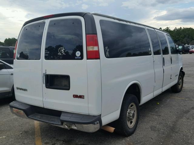 1GJHG39U031123763 - 2003 GMC SAVANA G35 WHITE photo 4