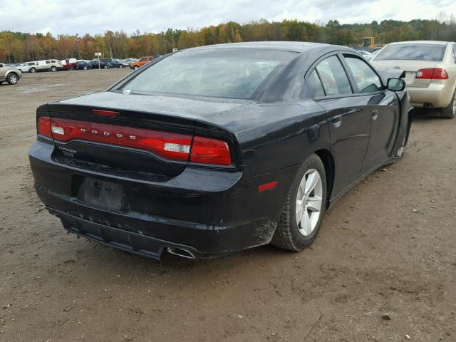 2C3CDXBG5DH666667 - 2013 DODGE CHARGER SE BLACK photo 4