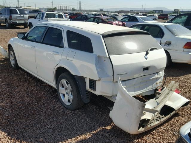 2D4FV47T88H152038 - 2008 DODGE MAGNUM WHITE photo 3