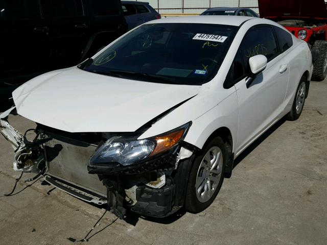 2HGFG3B58FH532148 - 2015 HONDA CIVIC LX WHITE photo 2