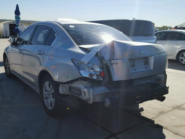 1HGCP2F46AA061414 - 2010 HONDA ACCORD LXP SILVER photo 3