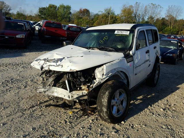 1D8GU58K97W504531 - 2007 DODGE NITRO SLT WHITE photo 2