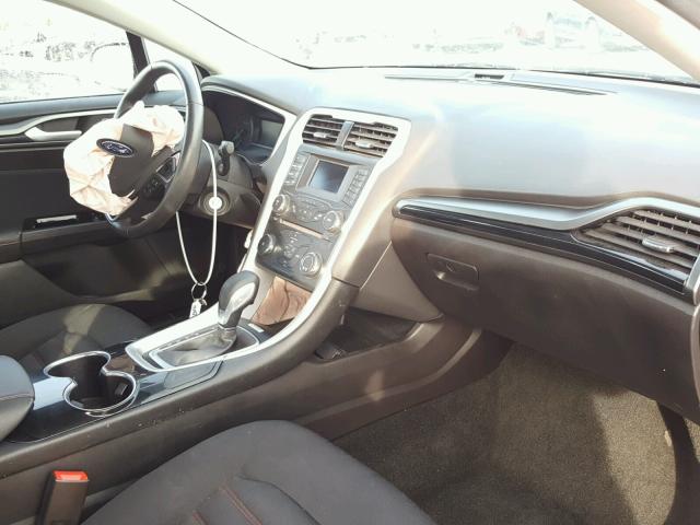 3FA6P0HD9GR219164 - 2016 FORD FUSION WHITE photo 5