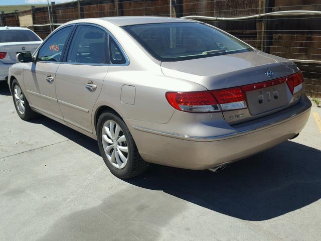 KMHFC46F06A086283 - 2006 HYUNDAI AZERA SE GOLD photo 3