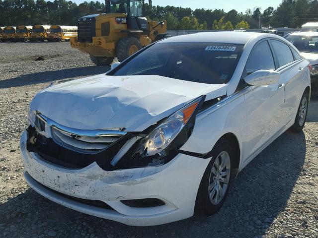 5NPEB4AC6DH536802 - 2013 HYUNDAI SONATA GLS WHITE photo 2