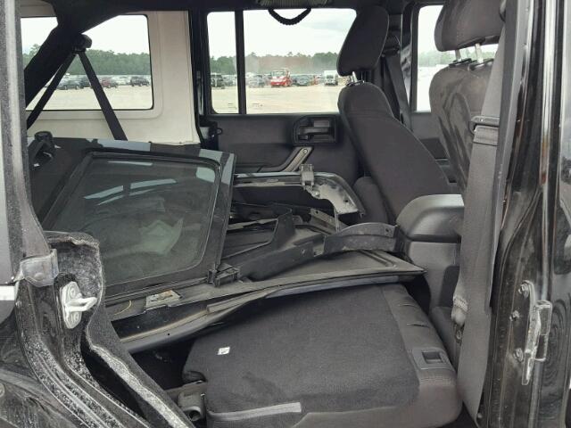 1C4BJWDG4FL504056 - 2015 JEEP WRANGLER U BLACK photo 6