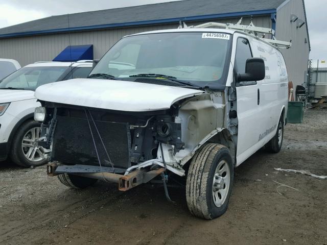 1GCUGADX8A1149522 - 2010 CHEVROLET EXPRESS G1 WHITE photo 2