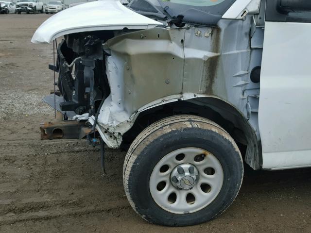 1GCUGADX8A1149522 - 2010 CHEVROLET EXPRESS G1 WHITE photo 9