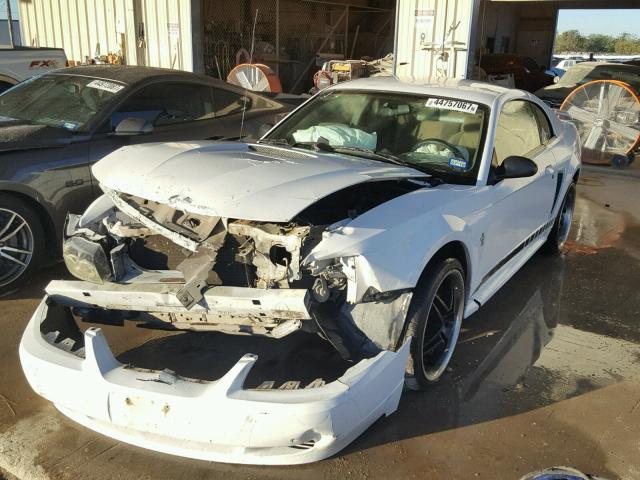 1FAFP40432F122289 - 2002 FORD MUSTANG WHITE photo 2