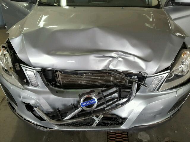 YV4902DZ3C2292776 - 2012 VOLVO XC60 T6 SILVER photo 7