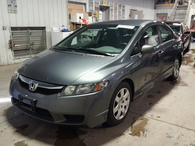 19XFA1F57AE065470 - 2010 HONDA CIVIC GRAY photo 2