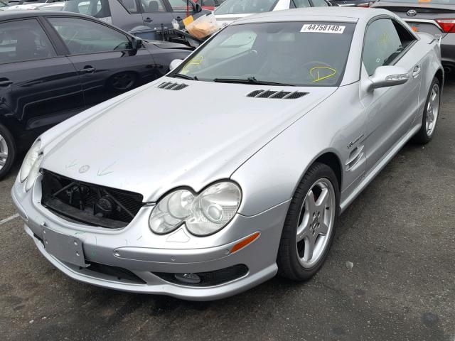 WDBSK75F13F036014 - 2003 MERCEDES-BENZ SL 500R SILVER photo 2