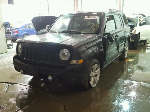 1C4NJRFB7DD253735 - 2013 JEEP PATRIOT LA BLACK photo 2