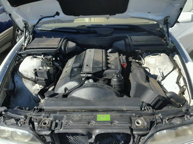 WBADT33412GF42498 - 2002 BMW 525 WHITE photo 7