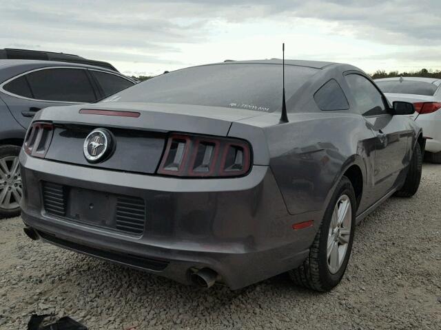 1ZVBP8AM1E5320262 - 2014 FORD MUSTANG GRAY photo 4