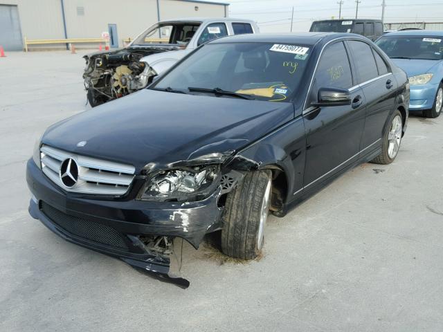 WDDGF5EB4BR159015 - 2011 MERCEDES-BENZ C 300 BLACK photo 2