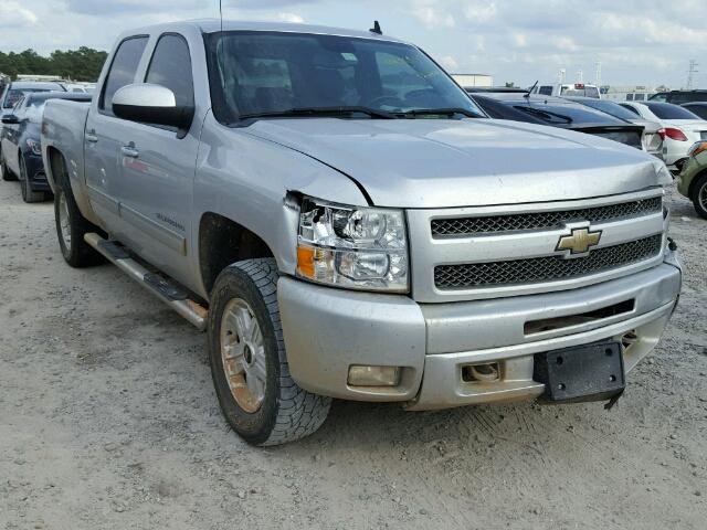3GCRKSE30AG252599 - 2010 CHEVROLET SILVERADO SILVER photo 1