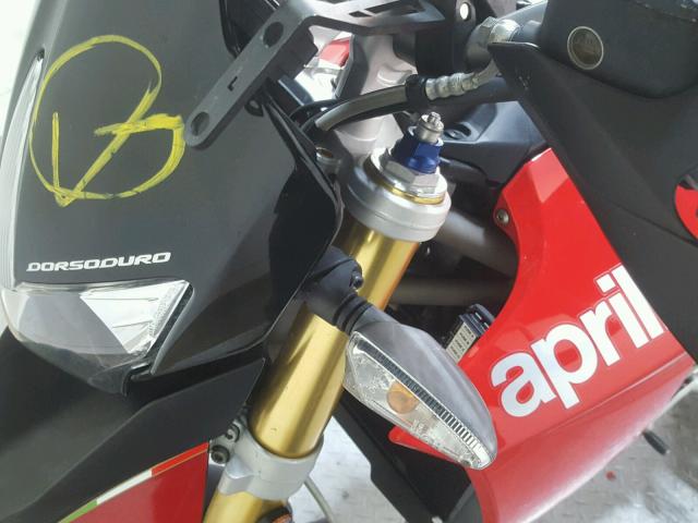 ZD4SMC0029S000313 - 2009 APRILIA DORSODURO RED photo 14