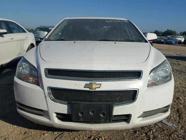 1G1ZC5EB4AF303165 - 2010 CHEVROLET MALIBU 1LT WHITE photo 9