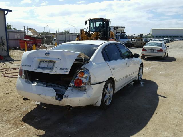 1N4BL11DX3C244867 - 2003 NISSAN ALTIMA SE WHITE photo 4