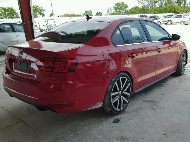 3VW5A7AJXDM389426 - 2013 VOLKSWAGEN JETTA GLI RED photo 4