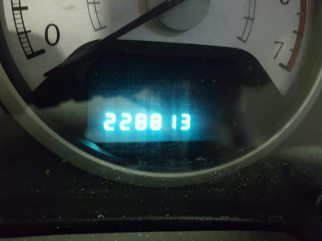 2A8HR54PX8R699242 - 2008 CHRYSLER TOWN & COU SILVER photo 8