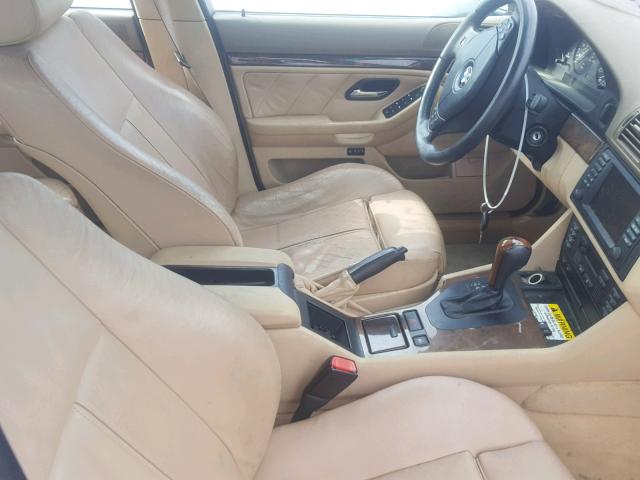WBADR63421GN91706 - 2001 BMW 540 IT AUT WHITE photo 5