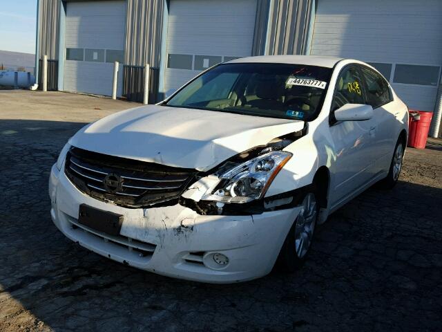 1N4AL2AP1BN410465 - 2011 NISSAN ALTIMA BAS WHITE photo 2