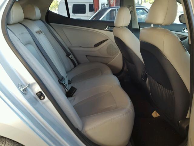 KNAGN4A7XB5111029 - 2011 KIA OPTIMA GRAY photo 6