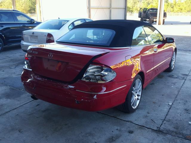 WDBTK56F58T093655 - 2008 MERCEDES-BENZ CLK RED photo 4