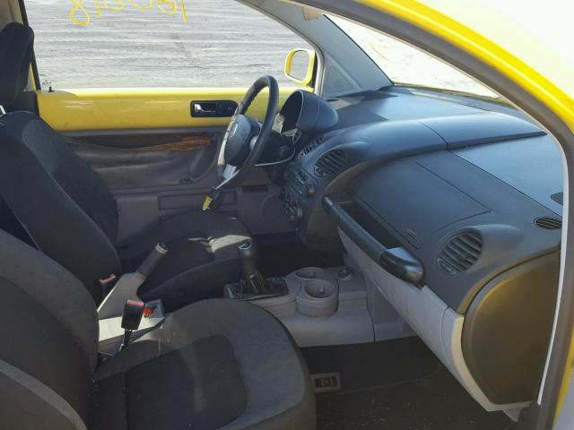 3VWCB21C11M468911 - 2001 VOLKSWAGEN NEW BEETLE 黄色 照片 5