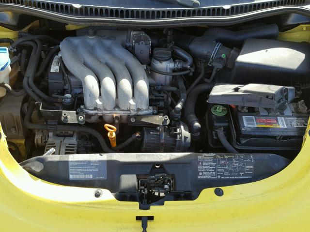 3VWCB21C11M468911 - 2001 VOLKSWAGEN NEW BEETLE 黄色 照片 7