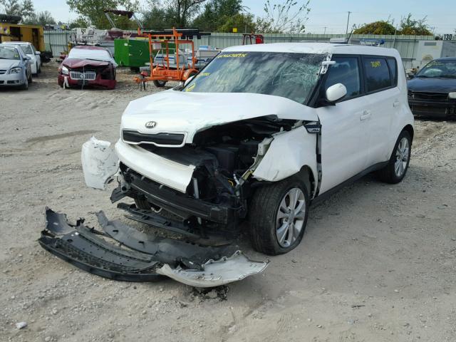 KNDJP3A50F7139735 - 2015 KIA SOUL + WHITE photo 2