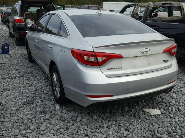 5NPE24AF4HH547555 - 2017 HYUNDAI SONATA SE SILVER photo 3