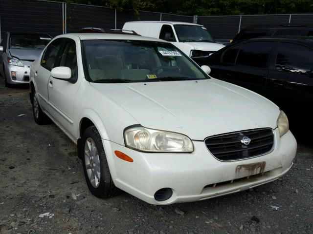 JN1CA31D01T825889 - 2001 NISSAN MAXIMA GXE WHITE photo 1