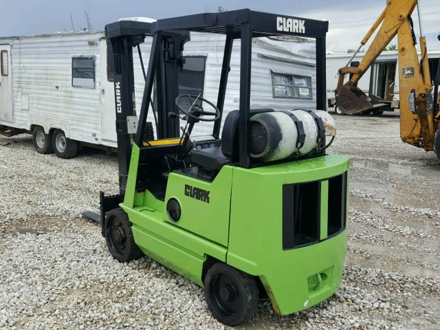 G138MB00266477FA - 2000 CLAR FORKLIFT 绿色 照片 3